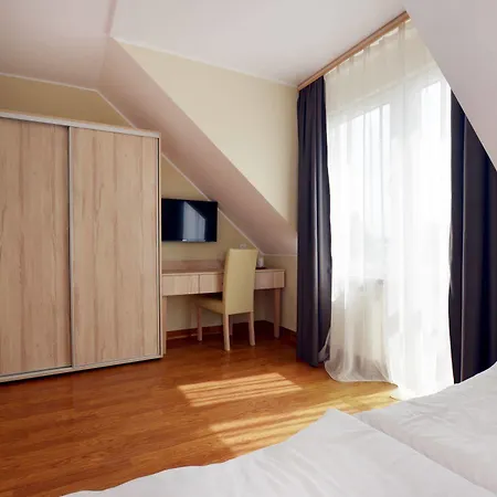 Bed and Breakfast Victoria 3*